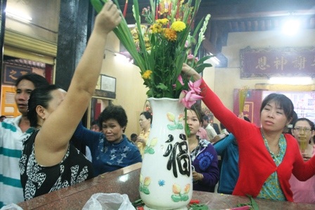 “Loạn” ở chùa Bà Thiên Hậu - 5