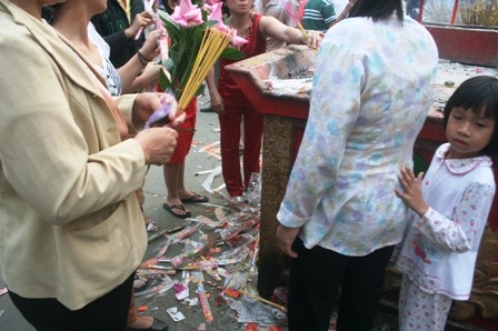 “Loạn” ở chùa Bà Thiên Hậu - 6