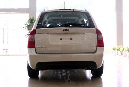 Trường Hải phân phối Kia New Carens 2011 lắp ráp trong nước - 5