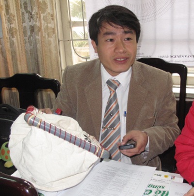 Gian nan bắt rùa tai đỏ hồ Hoàn Kiếm - 2 Gian nan bắt rùa tai đỏ hồ Hoàn Kiếm - 2