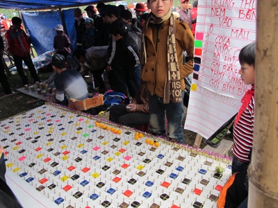 Đầu năm lắm “bác thằng bần” - 3