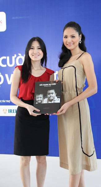 Hương Giang hành động vì nụ cười trẻ thơ - 4 Hương Giang hành động vì nụ cười trẻ thơ - 4