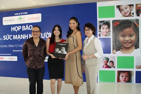 Hương Giang hành động vì nụ cười trẻ thơ - 6 Hương Giang hành động vì nụ cười trẻ thơ - 6