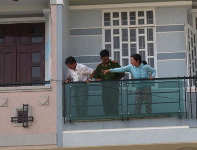 Khởi tố, bắt tạm giam vợ cố nhà báo Hoàng Hùng - 1 Khởi tố, bắt tạm giam vợ cố nhà báo Hoàng Hùng - 1