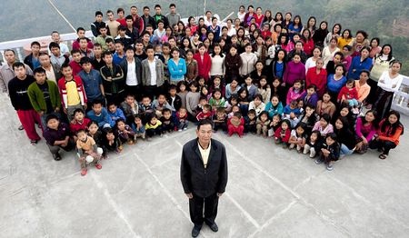 “Choáng” với chuyện người đàn ông có 39 vợ và 94 người con - 1 “Choáng” với chuyện người đàn ông có 39 vợ và 94 người con - 1