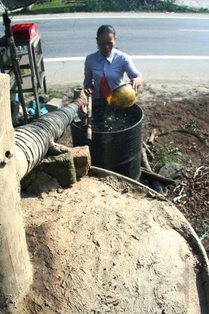 Khám phá “vương quốc” dầu tràm bên quốc lộ 1A - 6