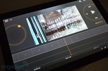Cận cảnh máy tính bảng Motorola Xoom  - 13