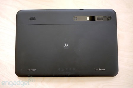Cận cảnh máy tính bảng Motorola Xoom  - 4