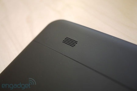 Cận cảnh máy tính bảng Motorola Xoom  - 6