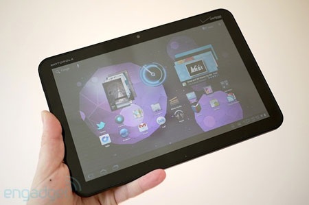 Cận cảnh máy tính bảng Motorola Xoom  - 9