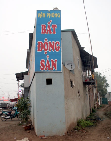 Cận cảnh những ngôi nhà "kì dị" trên các đường phố mới - 13 Cận cảnh những ngôi nhà "kì dị" trên các đường phố mới - 13