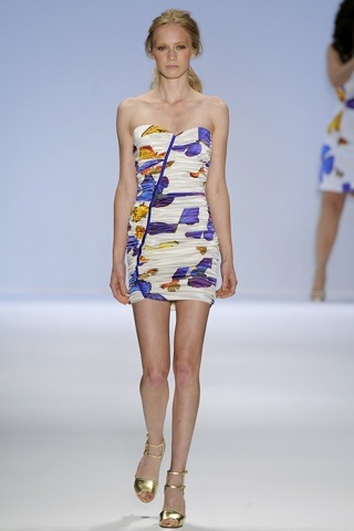 BST xuân hè 2011 của Carlos Miele - 18