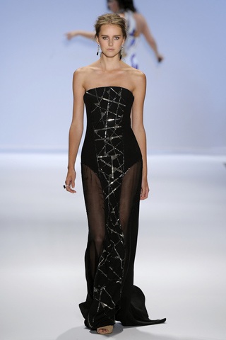 BST xuân hè 2011 của Carlos Miele - 27