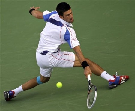 Federer và Djokovic cùng tiến bước tại Dubai - 2 Federer và Djokovic cùng tiến bước tại Dubai - 2
