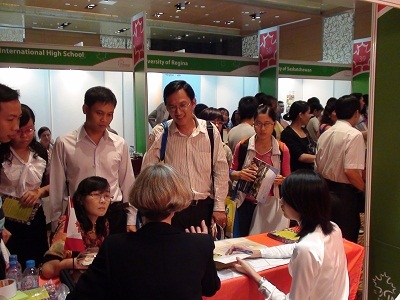 Triển Lãm Giáo Dục Canada 2011 - 2 Triển Lãm Giáo Dục Canada 2011 - 2