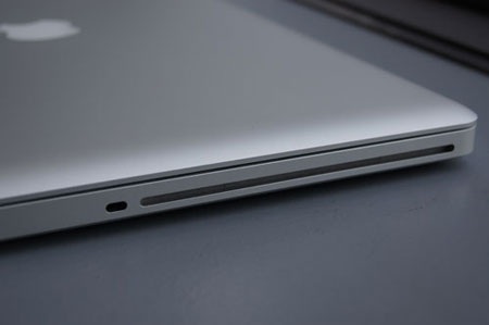 Đập hộp MacBook Pro dùng công nghệ Thunderbolt - 11