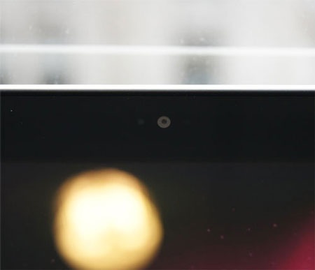 Đập hộp MacBook Pro dùng công nghệ Thunderbolt - 13