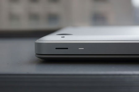 Đập hộp MacBook Pro dùng công nghệ Thunderbolt - 14