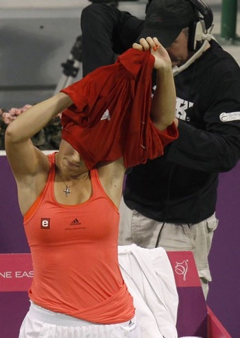 Tay vợt nữ số 1 thế giới hâm mộ Liverpool - 6