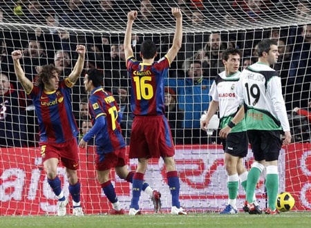 Messi và Puyol, ai quan trọng hơn ở Barcelona? - 2 Messi và Puyol, ai quan trọng hơn ở Barcelona? - 2