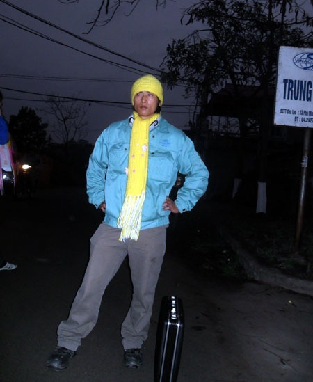 Những lao động Việt đầu tiên trở về từ Libya - 11