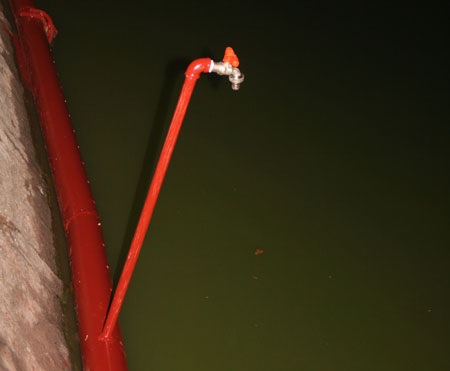 Cấp nước sạch cho hồ Gươm phục vụ công tác cứu cụ Rùa - 1