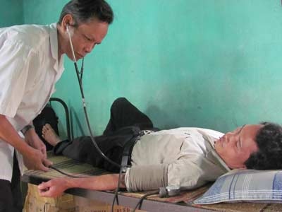 Người thầy thuốc già của buôn làng Cơ Tu - 1