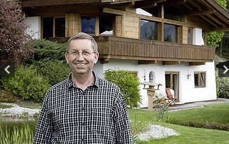 10 “đại gia” khác thường nhất thế giới  - 4 10 “đại gia” khác thường nhất thế giới  - 4