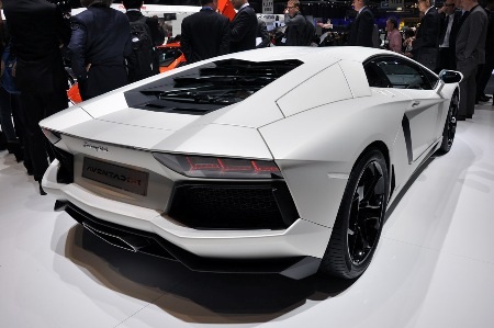Cận cảnh siêu xe Lamborghini Aventador LP700-4 - 33 Cận cảnh siêu xe Lamborghini Aventador LP700-4 - 33