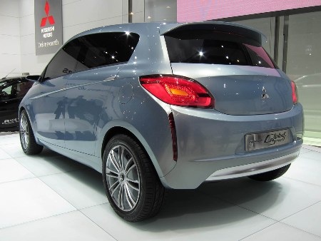 Chân dung mẫu xe cỡ nhỏ mới của Mitsubishi - 7