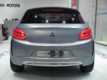 Chân dung mẫu xe cỡ nhỏ mới của Mitsubishi - 8