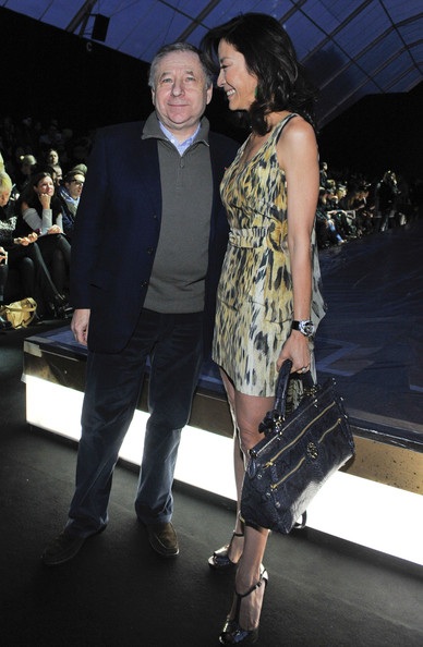 Dương Tử Quỳnh tình tứ bên “bồ già” tại show thời trang - 10 Dương Tử Quỳnh tình tứ bên “bồ già” tại show thời trang - 10