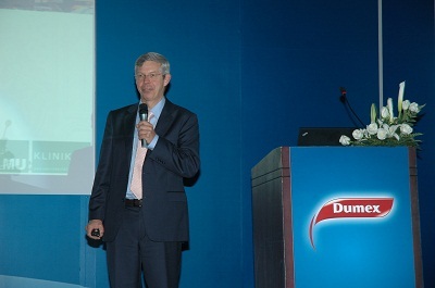 Hội thảo khoa học về dinh dưỡng và quản lý tiêu chảy ở trẻ nhỏ - 1