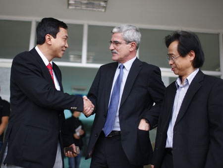 HLV Calisto: “Tôi ra đi vì cảm thấy thất vọng” - 2 HLV Calisto: “Tôi ra đi vì cảm thấy thất vọng” - 2