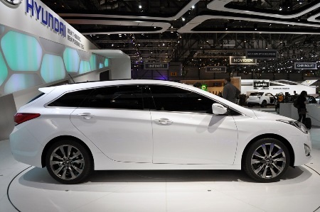 Diện kiến Hyundai i40 tại Geneva 2011 - 5 Diện kiến Hyundai i40 tại Geneva 2011 - 5