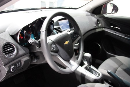 Ngắm Cruze Hatchback tại Geneva 2011  - 11
