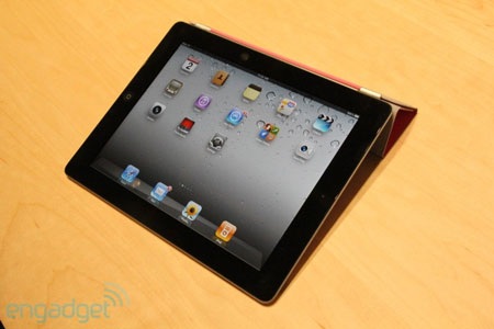 Cận cảnh máy tính bảng iPad 2 - 17