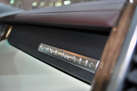 Một phiên bản xa xỉ tột đỉnh của Range Rover - 10 Một phiên bản xa xỉ tột đỉnh của Range Rover - 10
