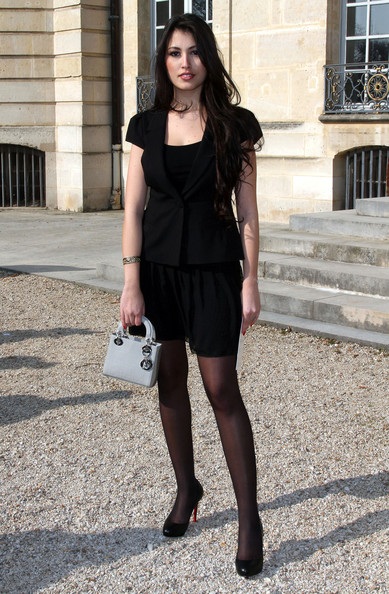 Phạm Băng Băng: Tâm điểm chú ý tại show thời trang Dior - 16