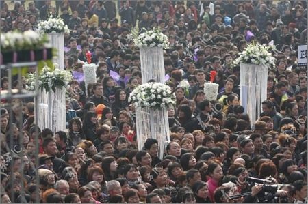 “Choáng” với đám tang xa hoa bậc nhất Trung Quốc - 11