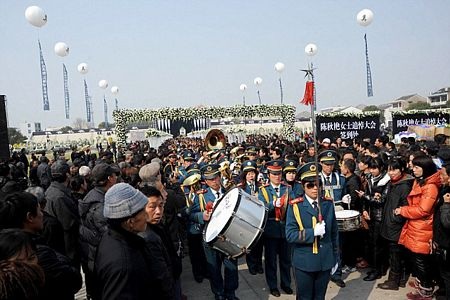 “Choáng” với đám tang xa hoa bậc nhất Trung Quốc - 15