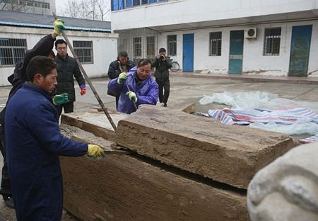 Cận cảnh xác ướp nguyên vẹn sau 700 năm - 2 Cận cảnh xác ướp nguyên vẹn sau 700 năm - 2