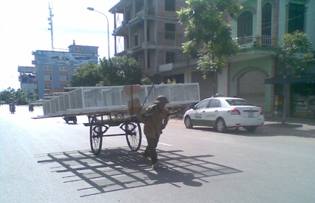 Giao thông “thời nặng nhọc” - 6