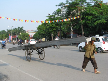 Giao thông “thời nặng nhọc” - 16