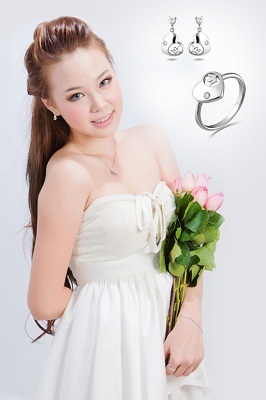 Rạng ngời 8/3 cùng trang sức PNJSilver - 4 Rạng ngời 8/3 cùng trang sức PNJSilver - 4