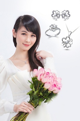 Rạng ngời 8/3 cùng trang sức PNJSilver - 10 Rạng ngời 8/3 cùng trang sức PNJSilver - 10