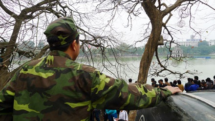 Đếm... kịch tính cuộc lai dắt cụ Rùa - 24