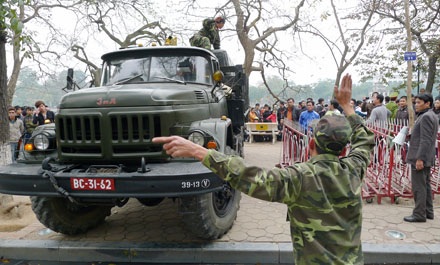 Đếm... kịch tính cuộc lai dắt cụ Rùa - 23