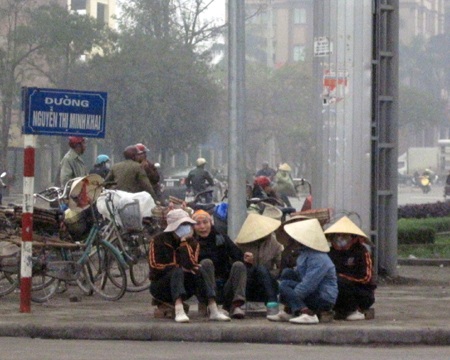 Ngày 8/3 của chị em cửu vạn - 1