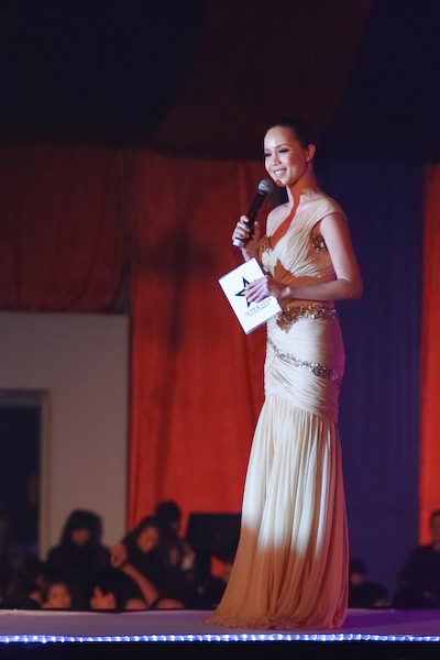 “Giai nhân” Ngọc Oanh - 2 “Giai nhân” Ngọc Oanh - 2